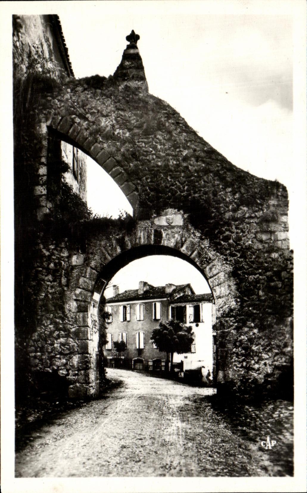 CPA St Bertrand De Comminges Les Restes De L'Ancien Eveche