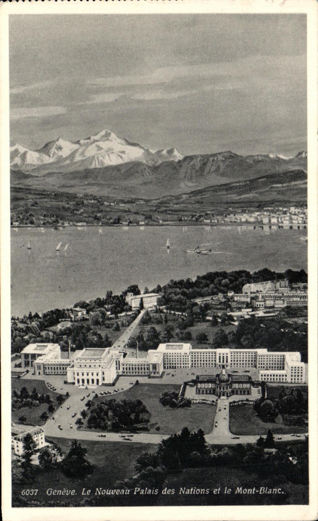 CPA Geneve Le Nouveau Palais des Nations et le Mont Blanc Suisse