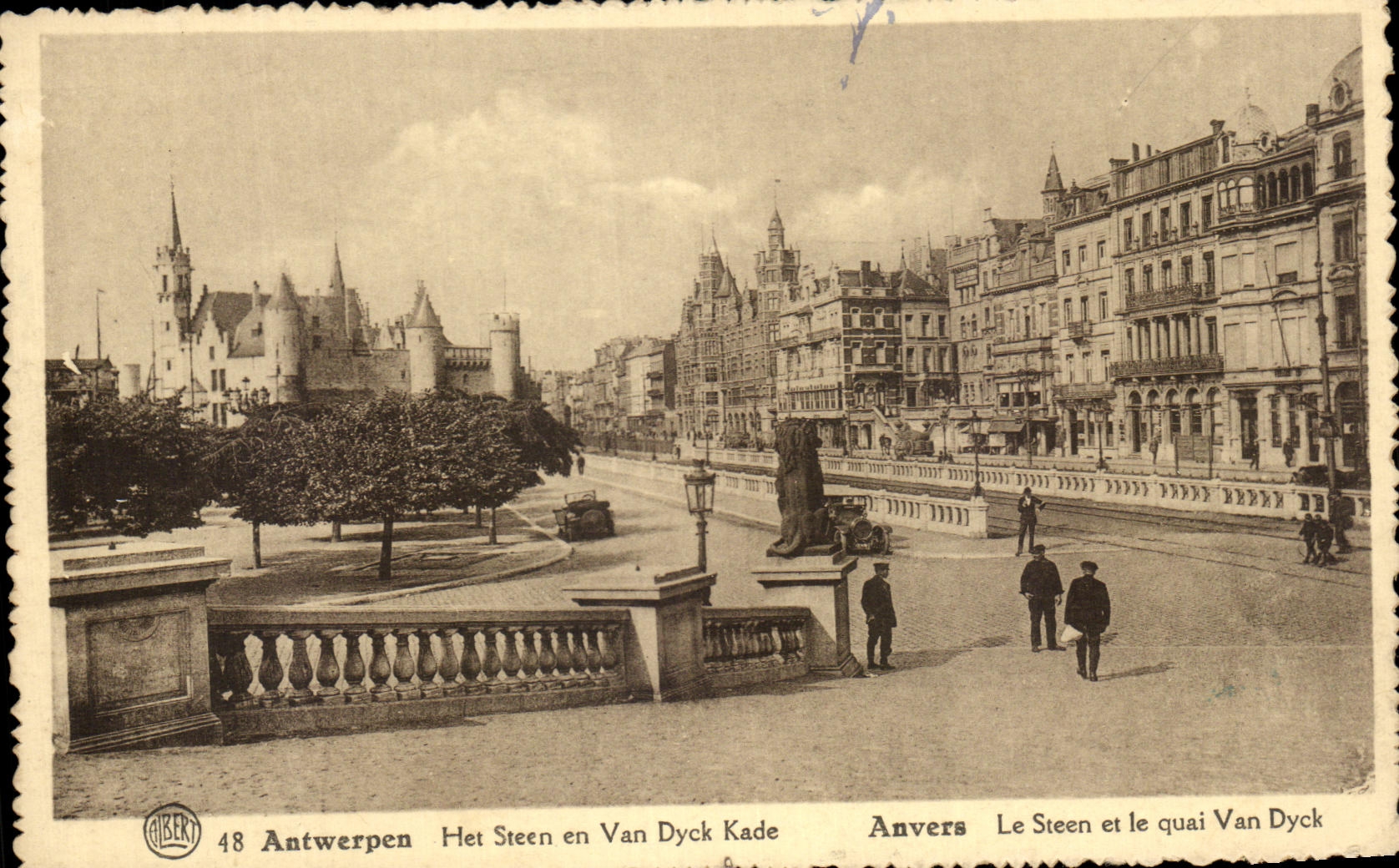 CPA Anvers Le Steen et le quai Van Dyck 