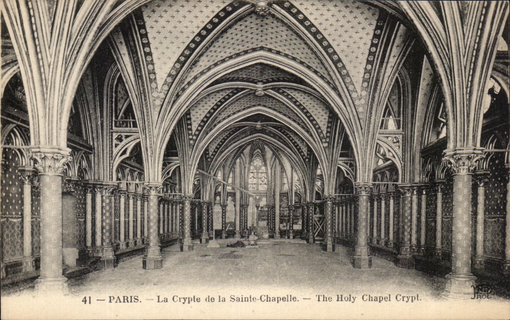 CPA Paris La Cryple de la Sainte Chapelle 