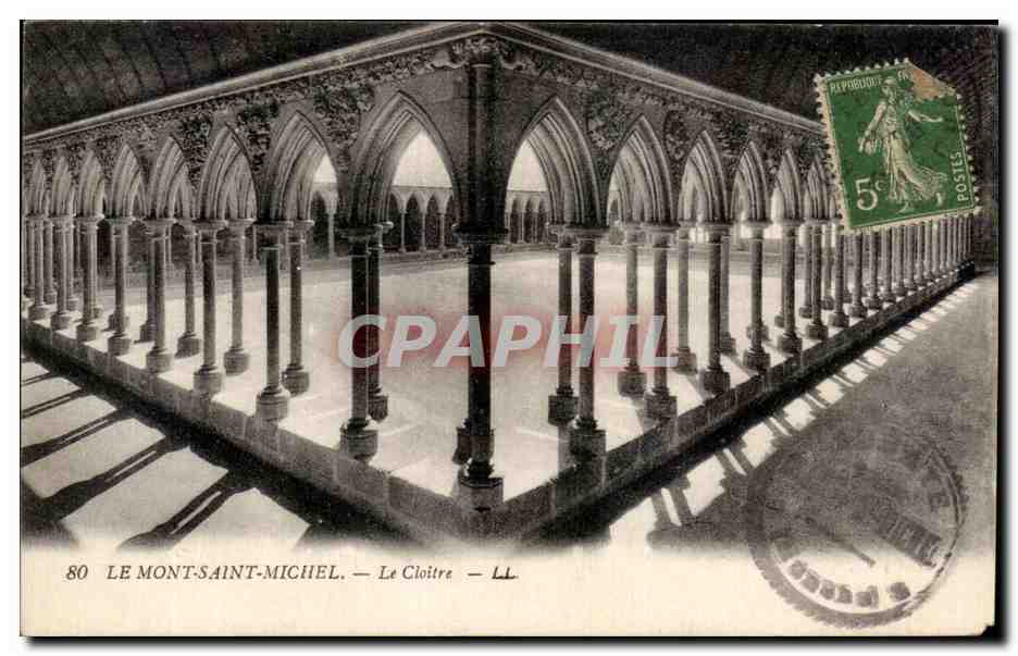 CPA Le Mont St Michel Le Cloitre