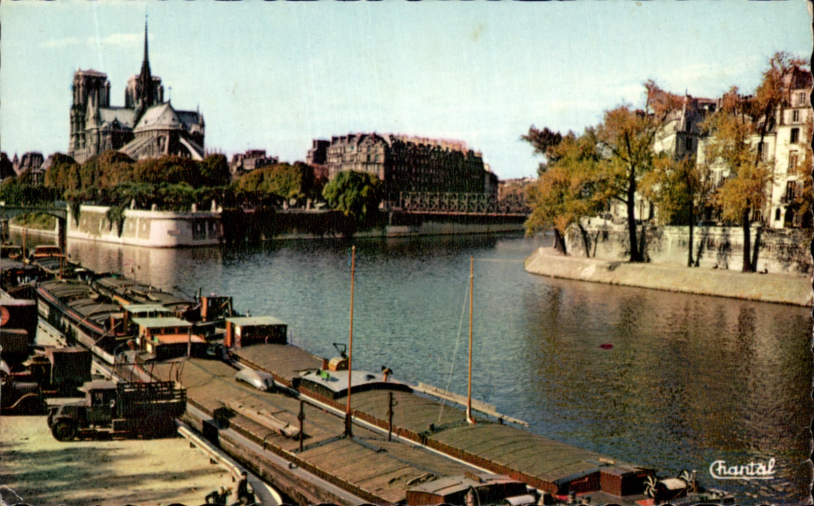 CPA Paris Notre Dame Peniches sur la Seine
