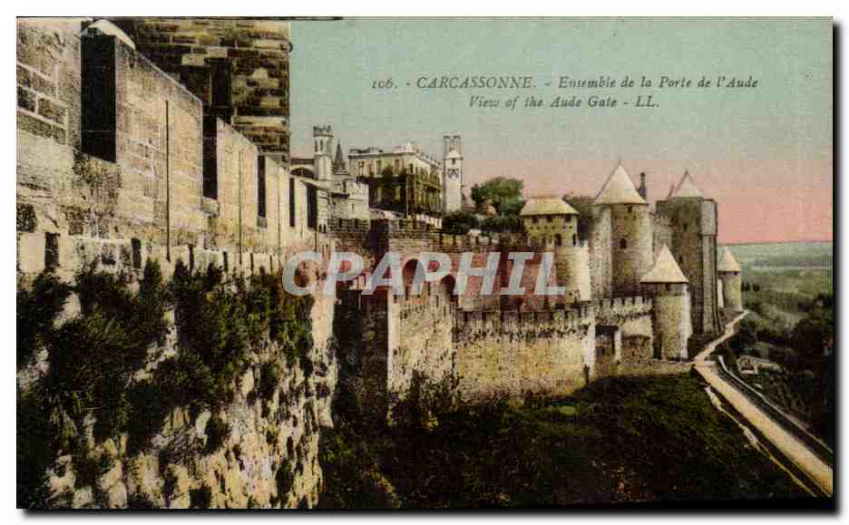 CPA Carcassonne Ensemble De La Porte De l'Aude 