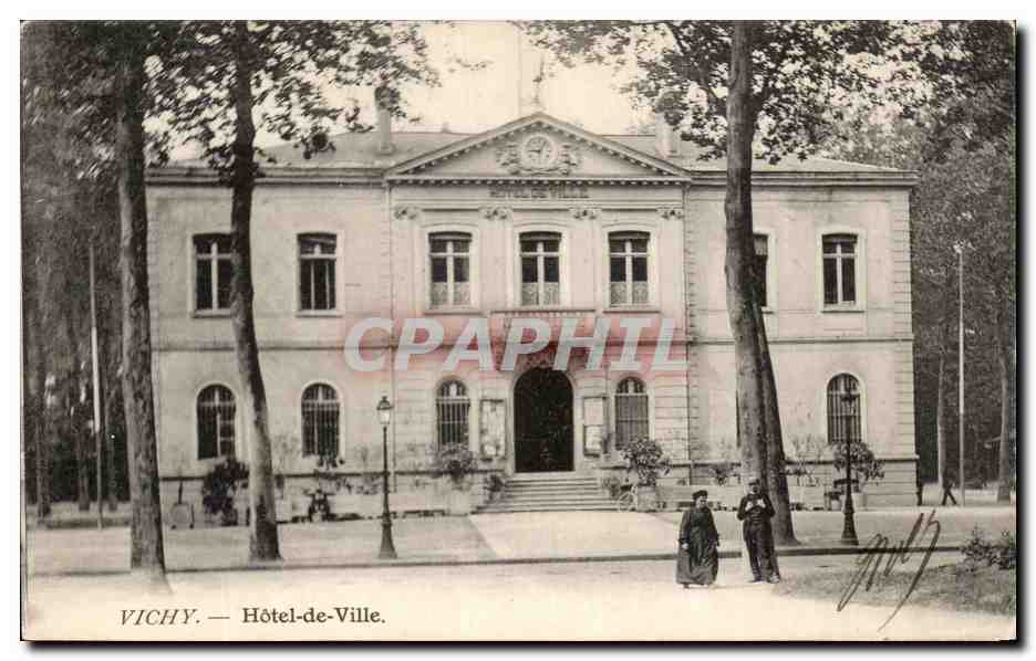 CPA Vichy Hotel de Ville