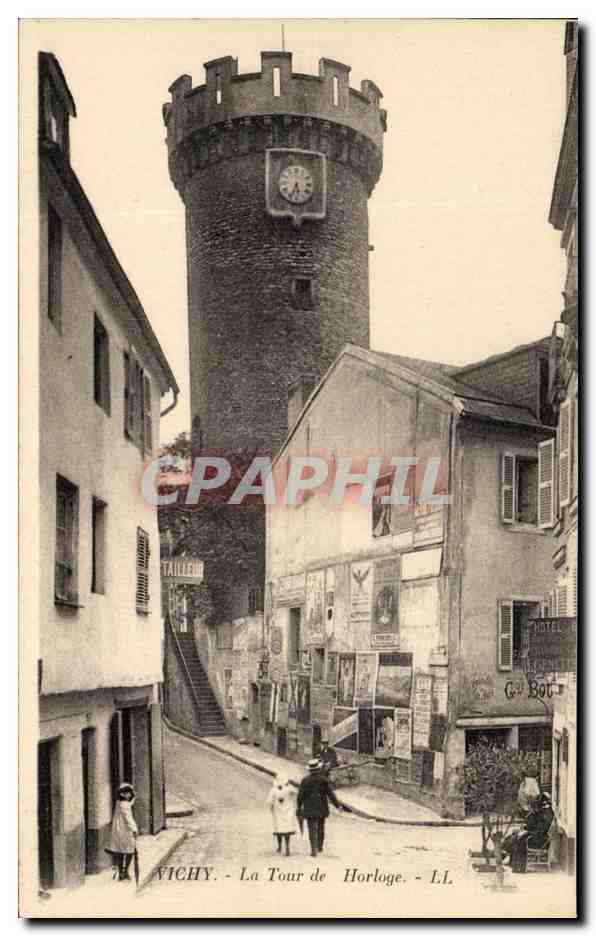 CPA Vichy La Tour de Horloge
