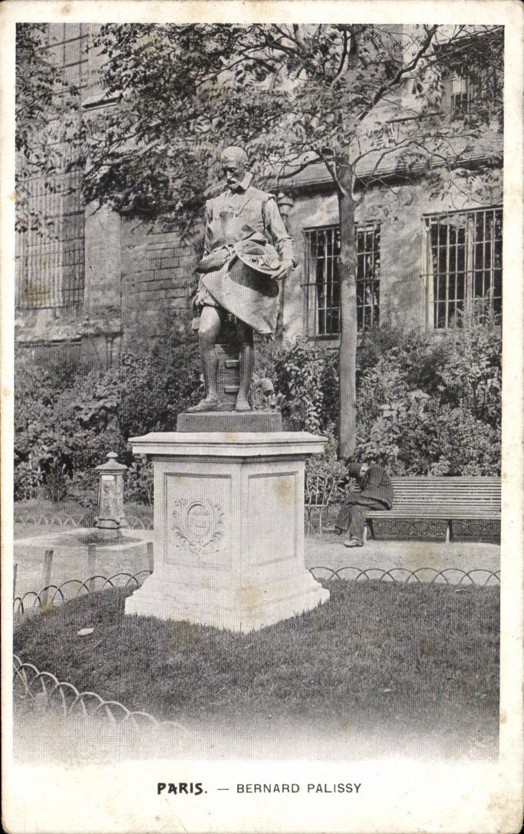 CPA Paris Bernard Palissy