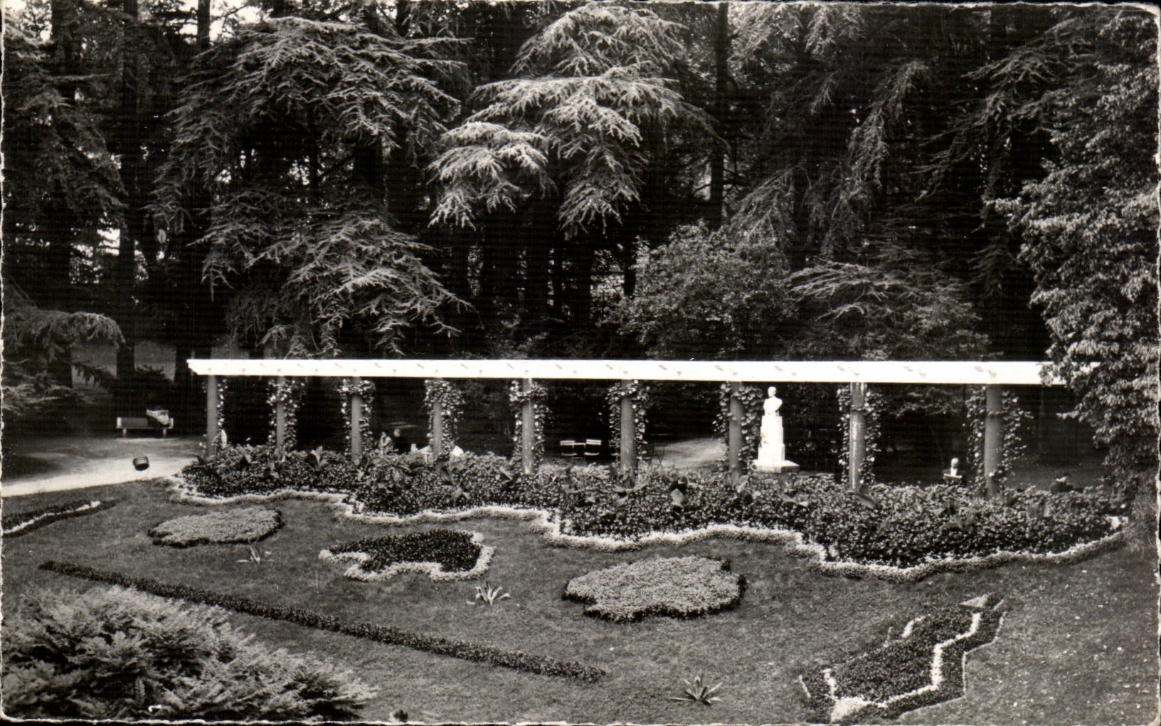CPA Aix Les Bains Le Parc sa Pergola