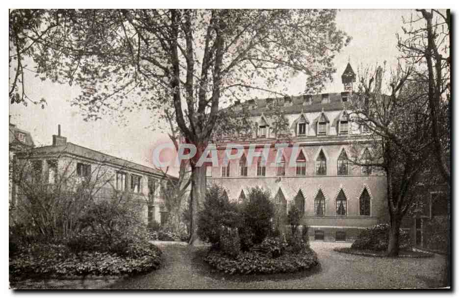 CPA Monastere de I'Adoration Reparatrice rue d'Ulm Paris Facade sur le Jardin