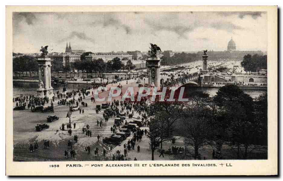 CPA Paris Pont Alexandre III Et L'Esplanade Des Invalides