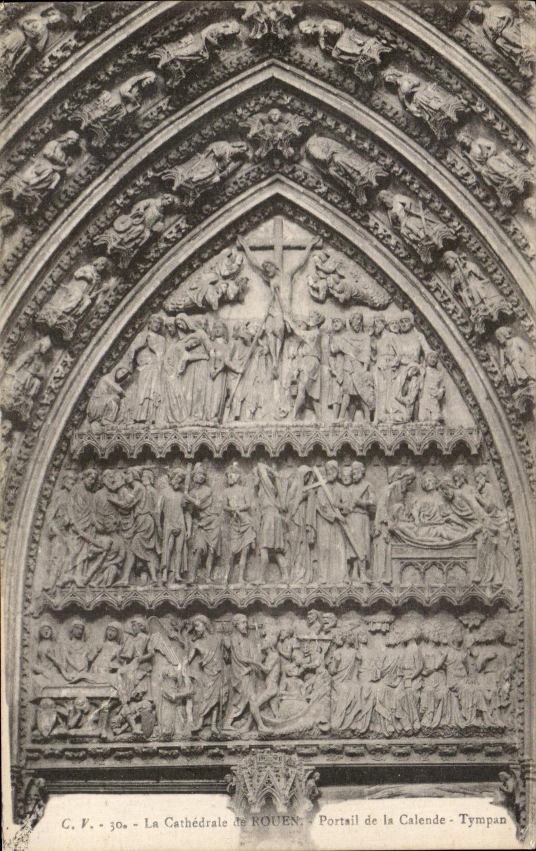 CPA La Catherdale de Rouen Portail de la Calende Tympan