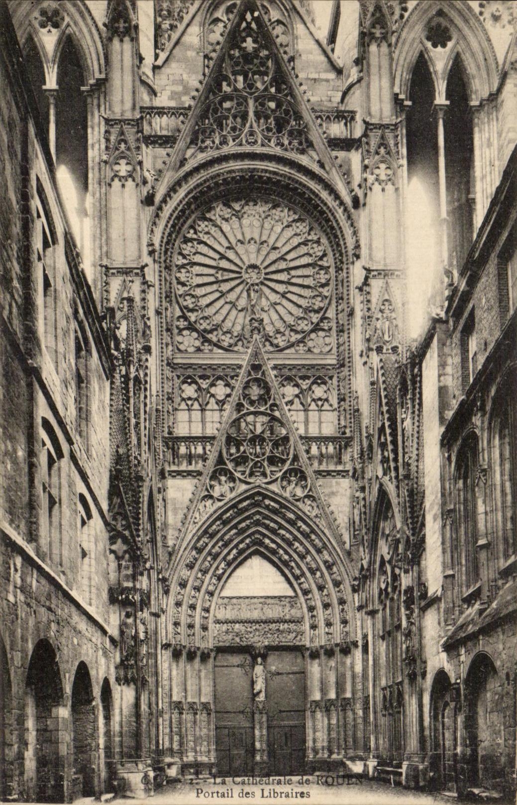 CPA Cathedrale de Rouen Portail des Libraires