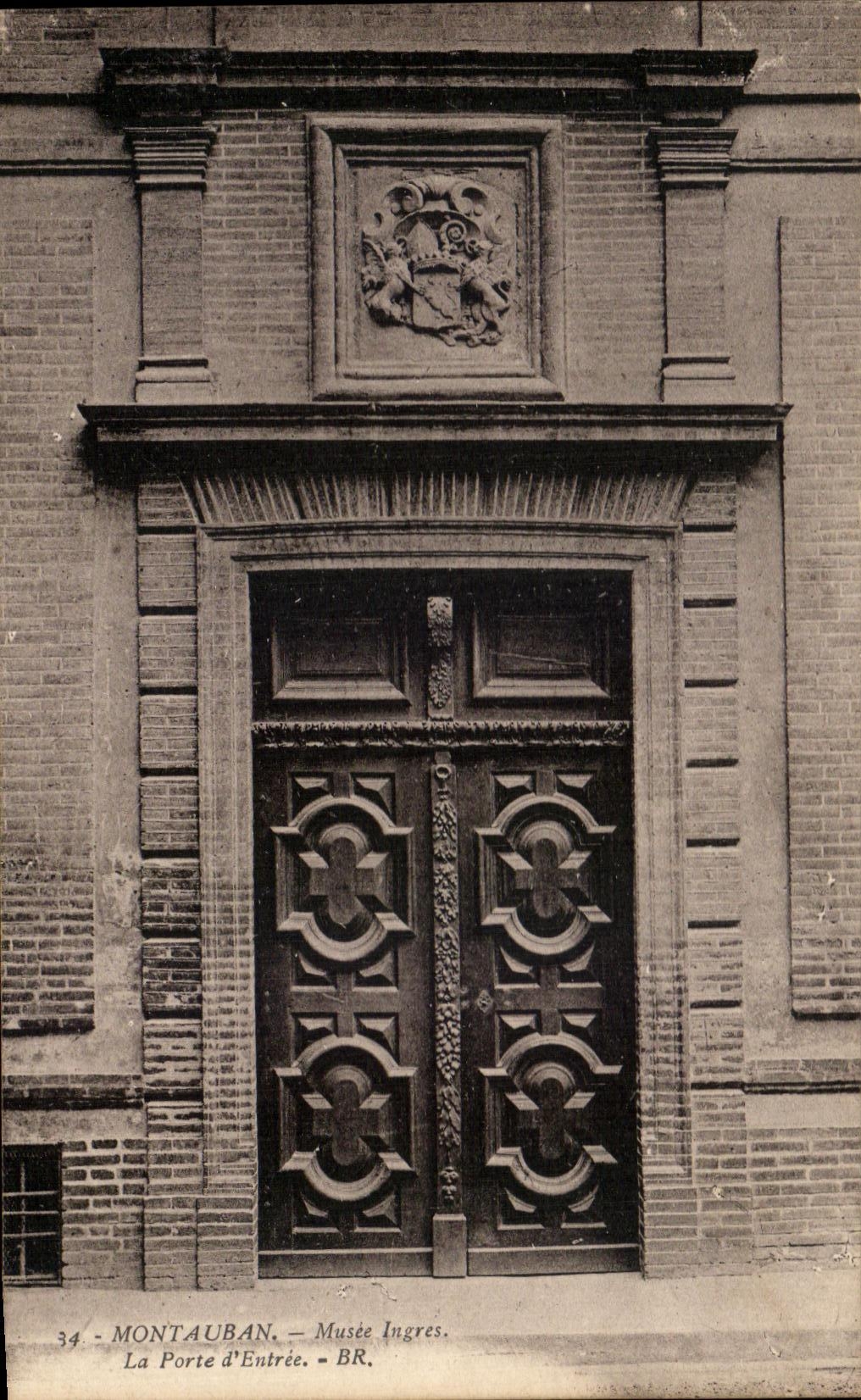 CPA Montauban Musee Ingres La Porte Entree