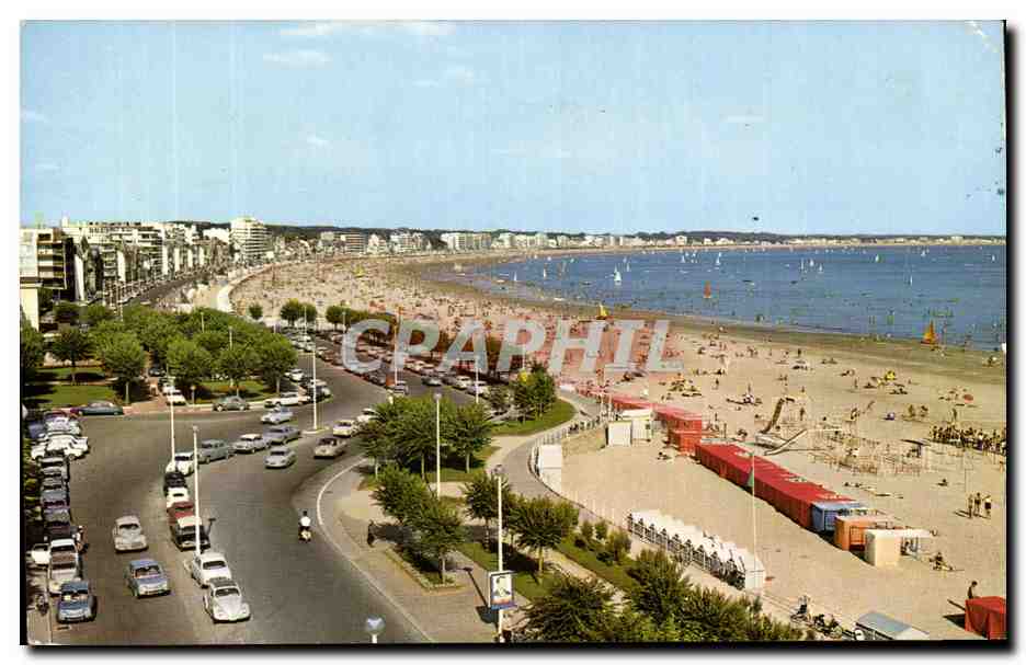 CPSM La Baule La Plus Belle Plage D'Eurpoe LE Boulevard de Mer Et La Plage
