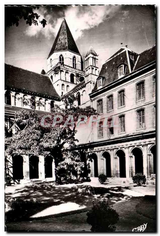 Caen (Calvados) — Église Abbatiale Saint-Étienne — Tour Lanterne vue du cloître de l'Abbaye aux Hommes — Éditions Gaby, Nantes
