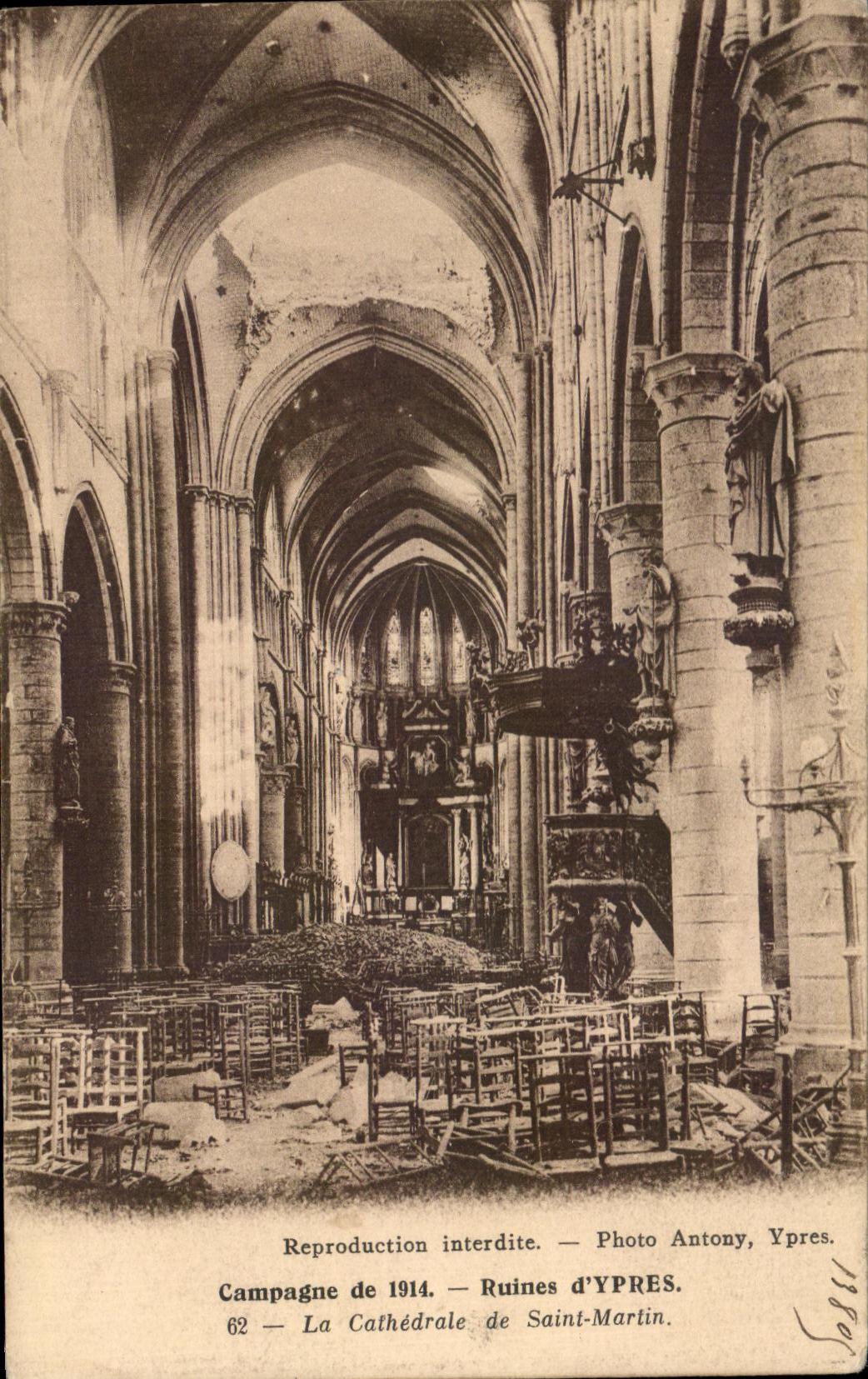 Ruines de la Cathédrale Saint-Martin — Ypres — Photo Antony, Ypres