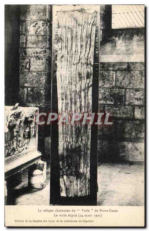 CPA La Relique chartraine du Voile de Notre Dame Le Chartres