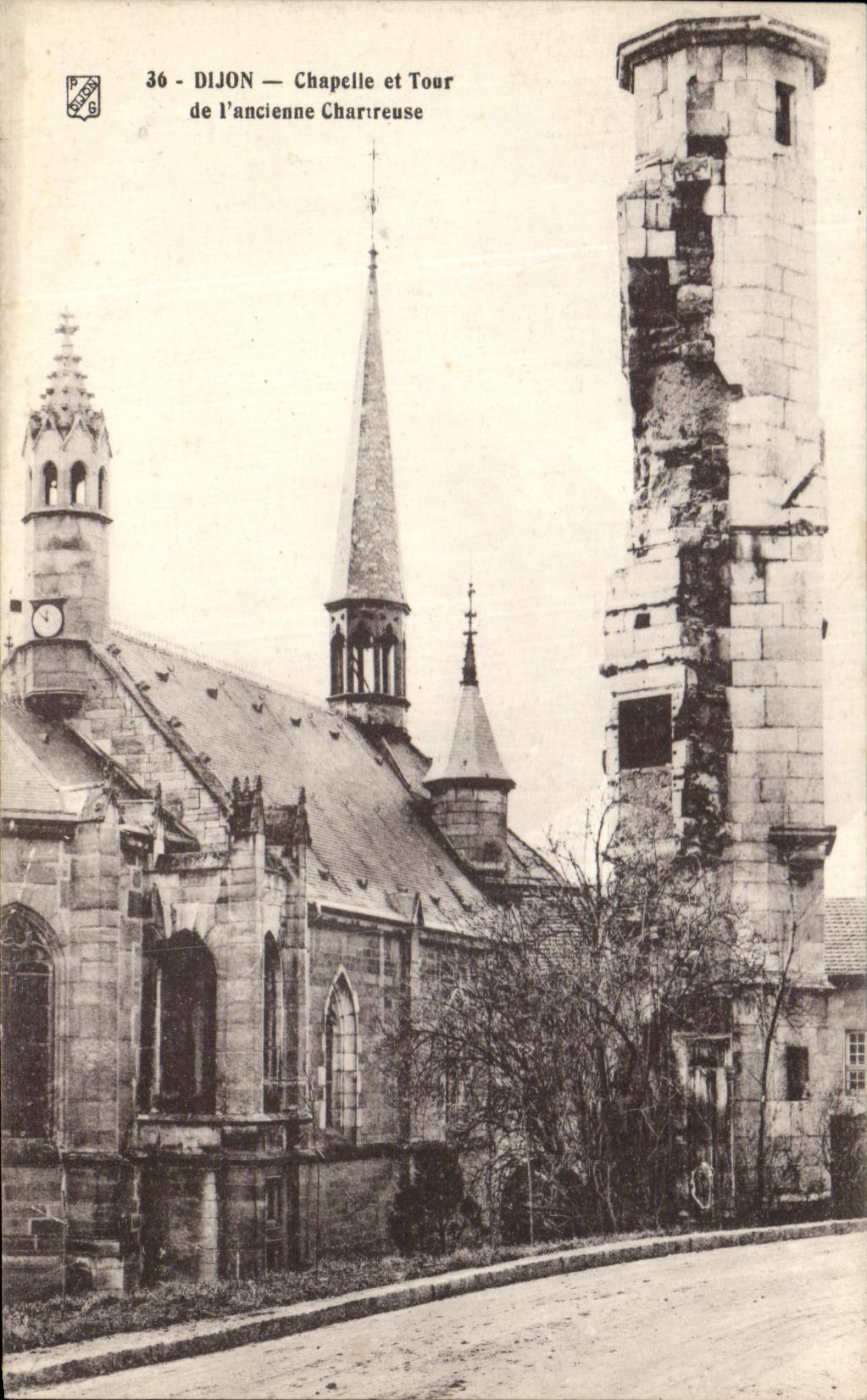 CPA Dijon Chapelle et Tour de l'ancienne Chartreuse