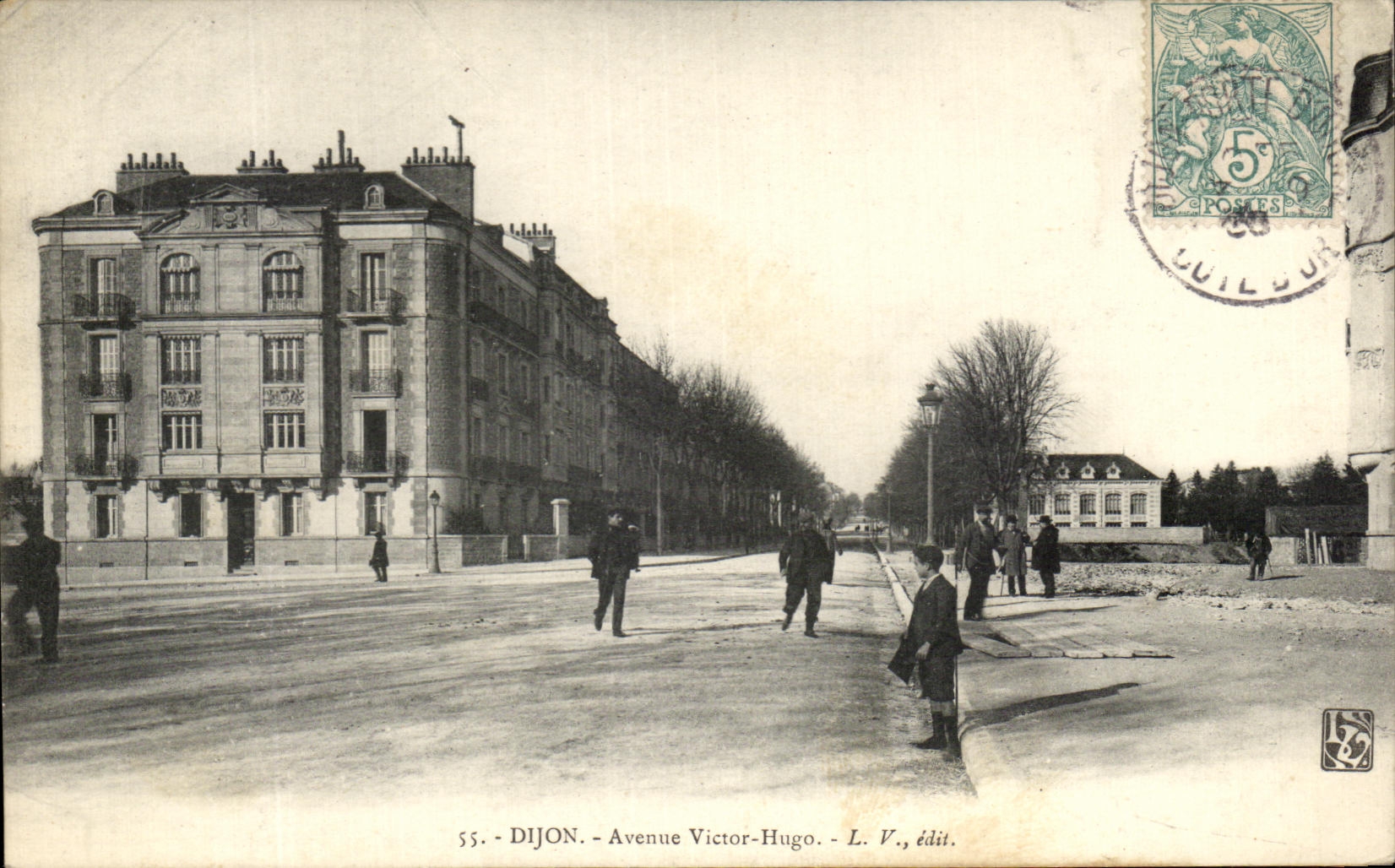 CPA Dijon Avenue Victor Hugo