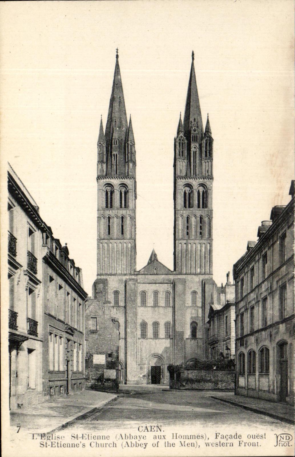 CPA Caen L'Eglise St Etienne Abbaye aux Hommes
