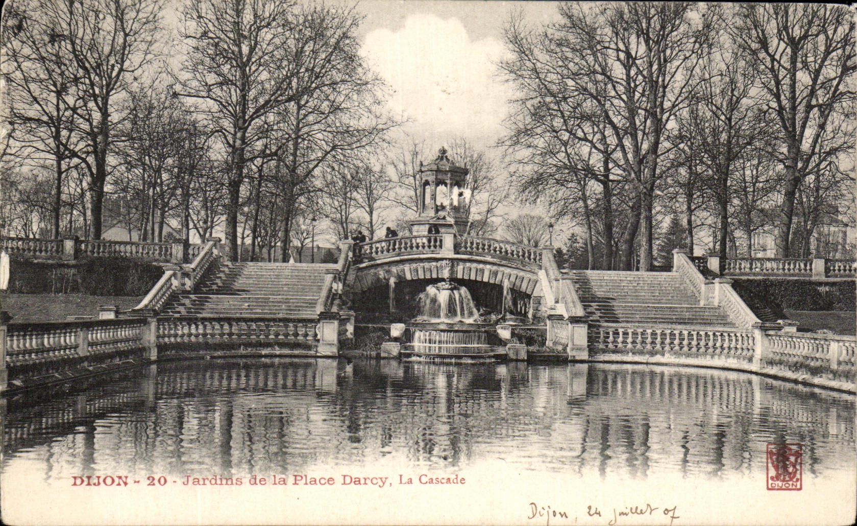 CPA Dijon Jardins De La Place Darcy La Cascade