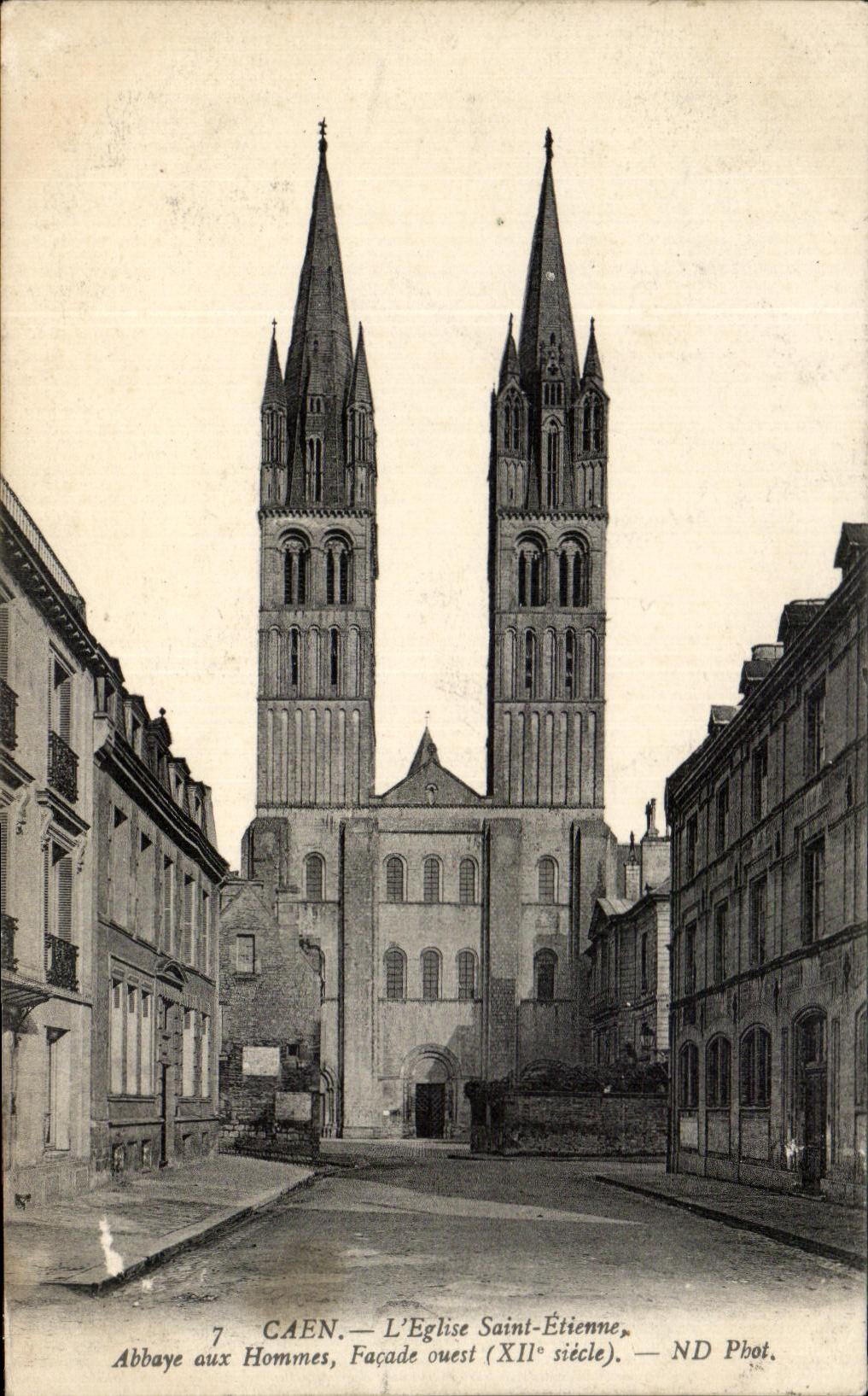CPA Caen L'Eglise Saint Etienne Abbaye Aux Hommes Facade Ouest