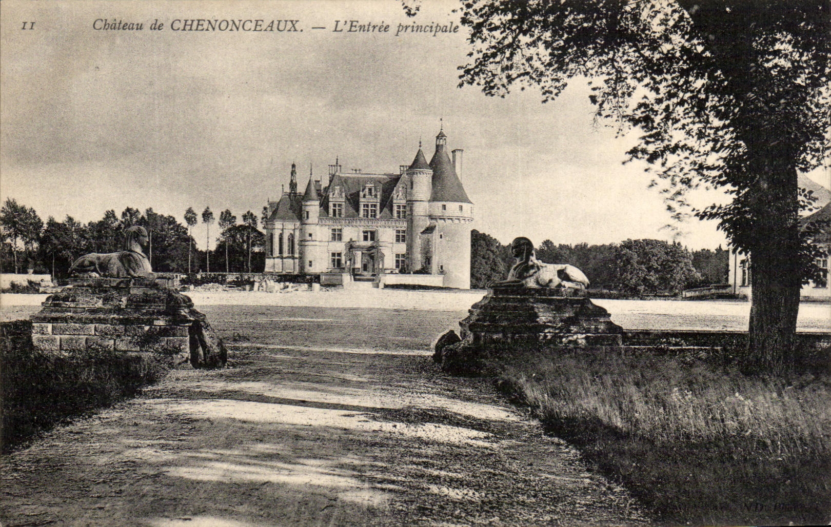 CPA Chateau De Chenonceaux L'Entree Principale Sphinx