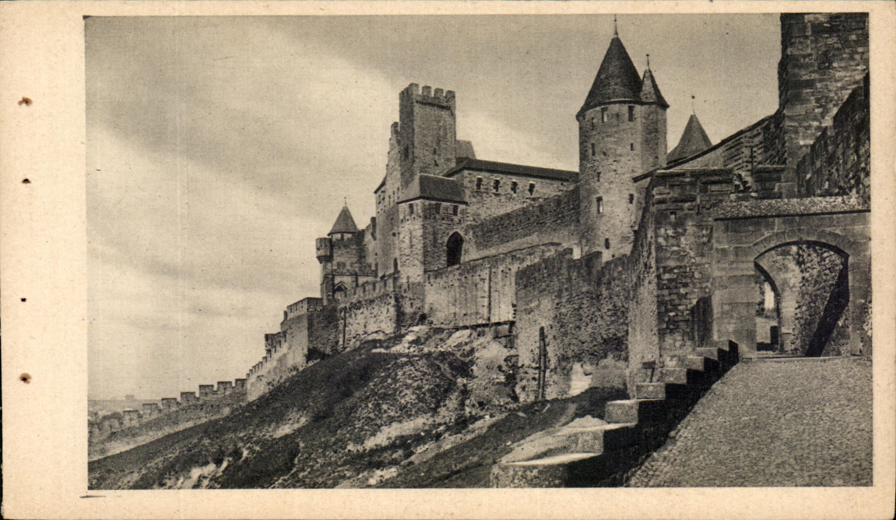 CPA Cite De Carcassonne La Porte D'Aude