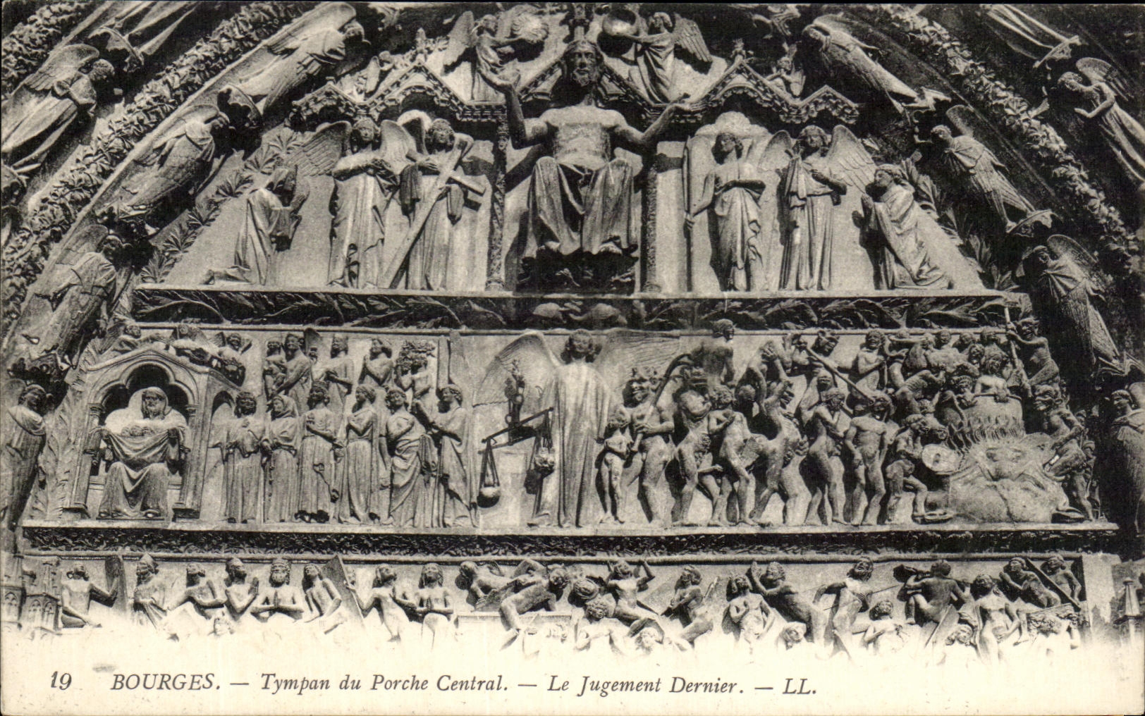 Bourges — Tympans du Porche Central — Le Jugement Dernier — LL. — N° 19