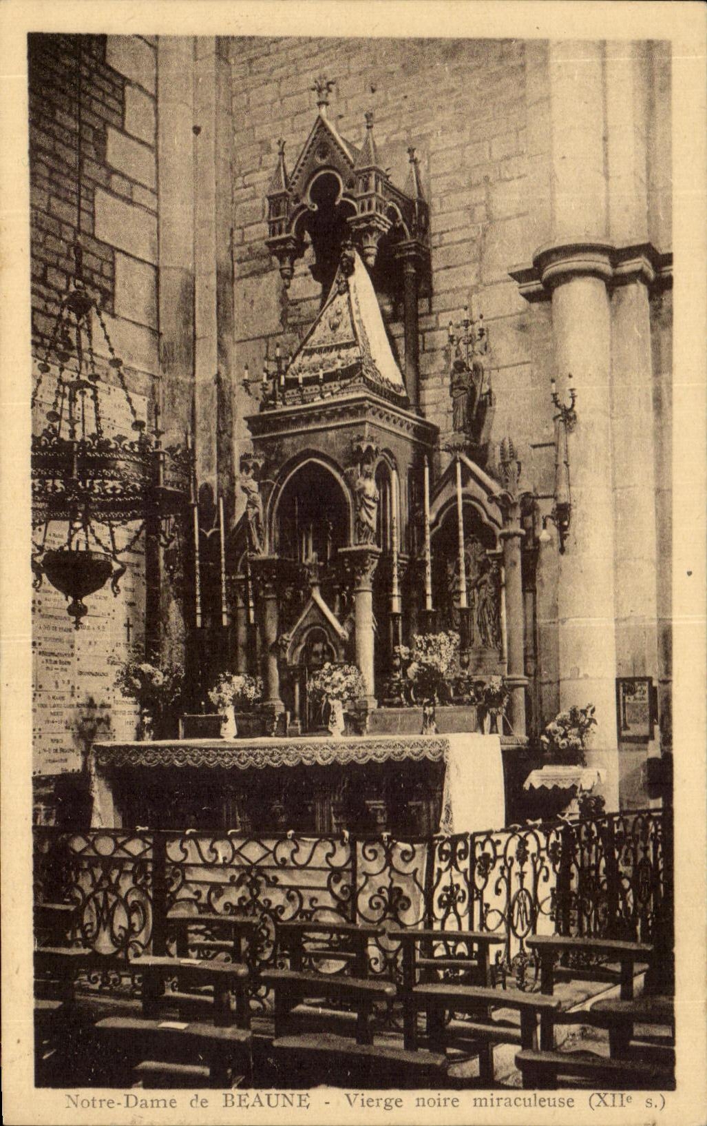 CPA Notre Dame de Beaune Vierge noire miraculeuse