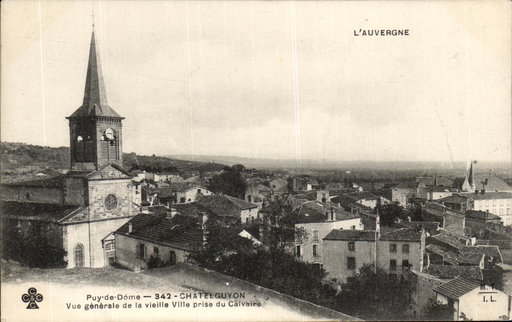 CPA Puy de Dome Chatelguyon Vue generale de la Ville prise du Calvaire