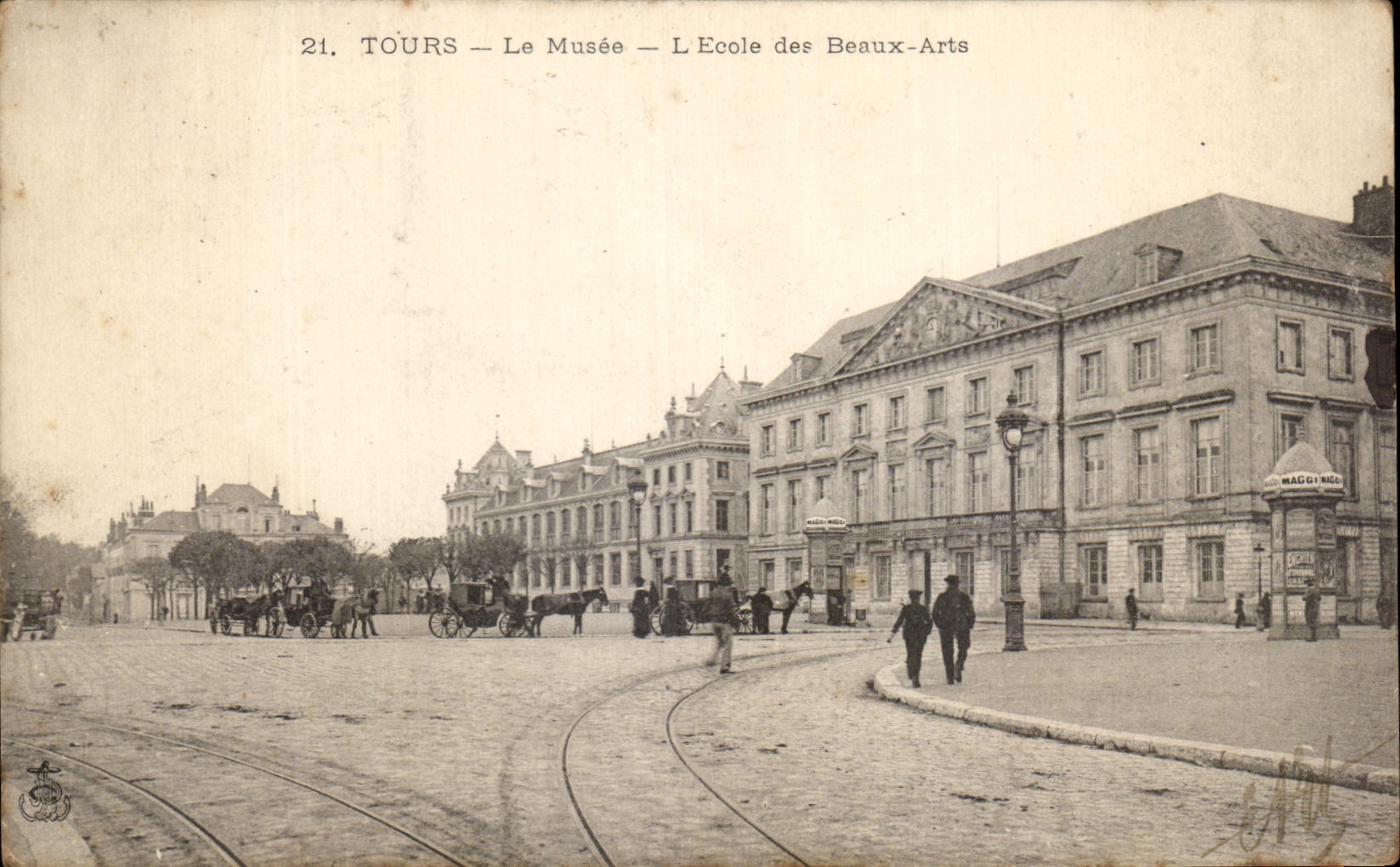 CPA Tours Le Musee L'Ecole des Beaux Arts