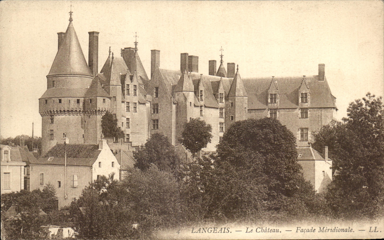 CPA Langeais Le Chateau Facade Meridionale