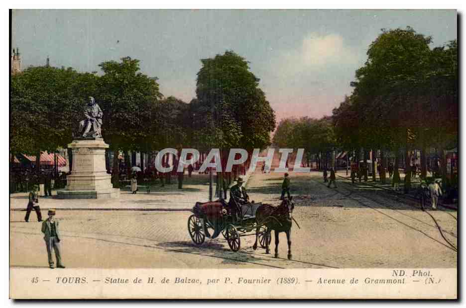CPA Tours Statue de Balzoc par Fournier Avenue de Grammont