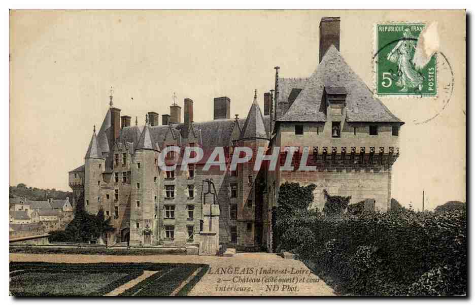 CPA Langeais Chateau et cour interieure