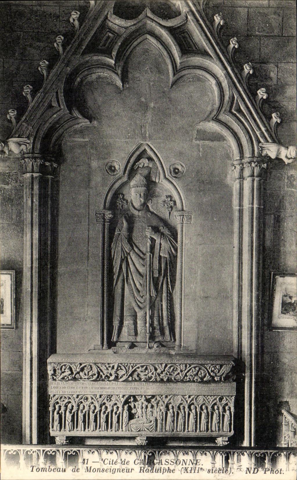 CPA Cite de Carcassonne Tombeau de Monseigneur Radulphe 