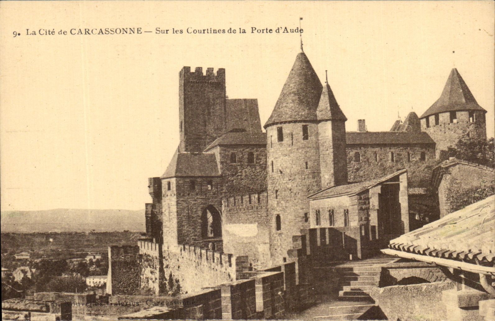 CPA La Cite de Carcassonne Le Chateau Feodal Entree principale