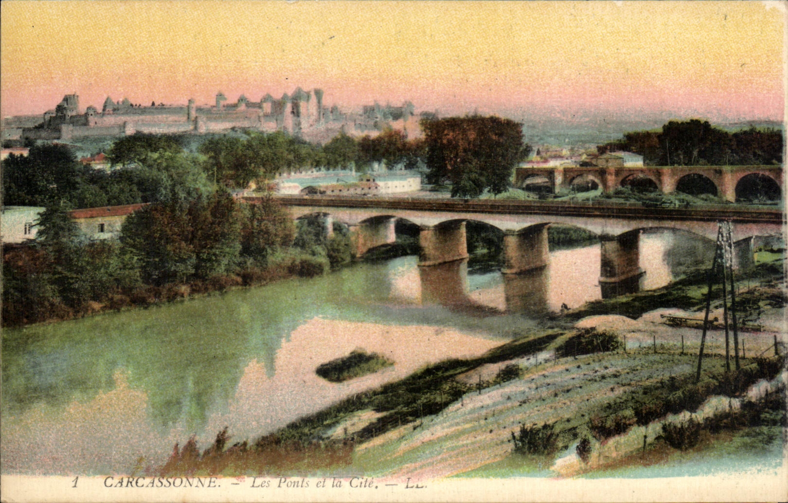 CPA Carcassonne Les Ponts et la Cite