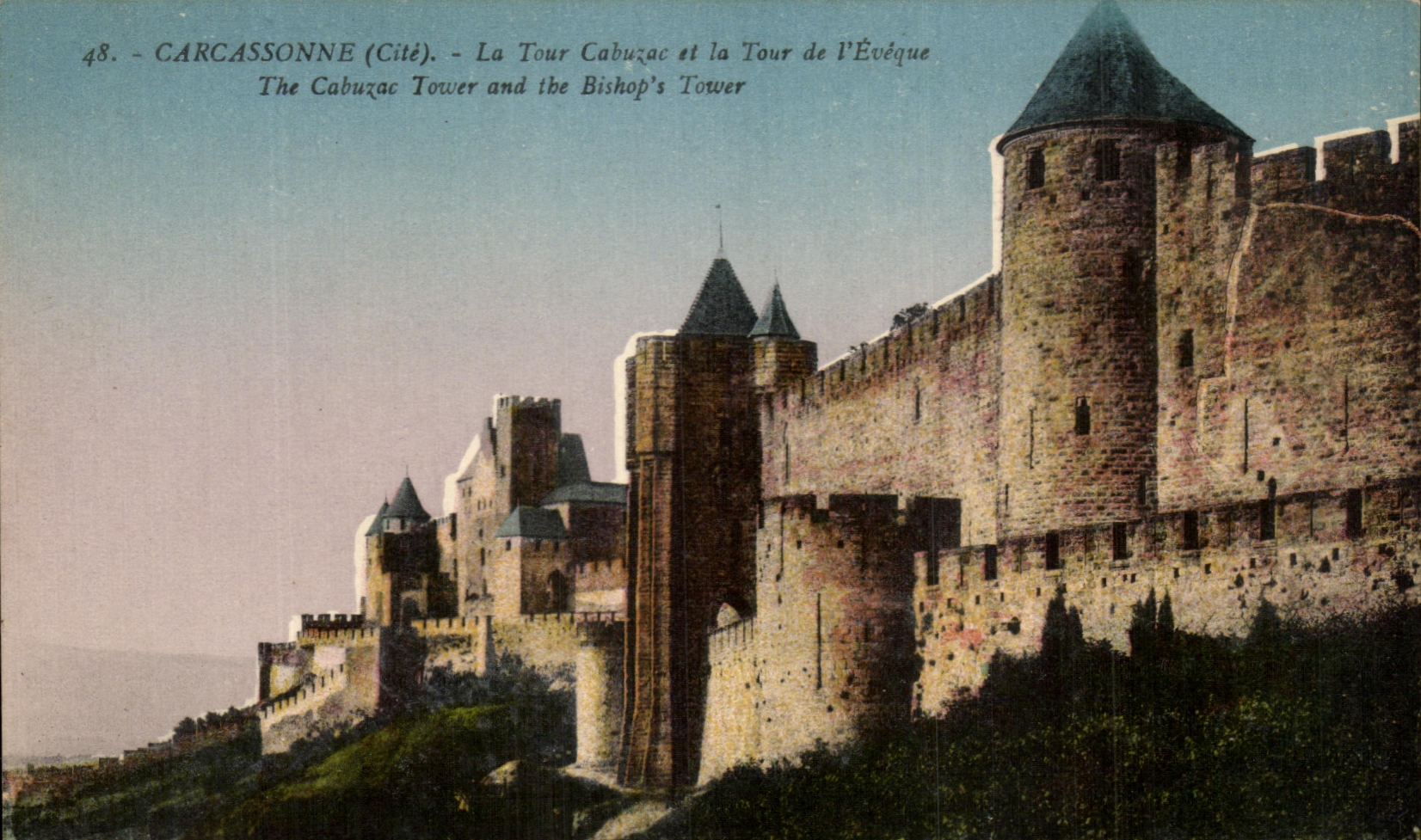 CPA Carcassonne Le Tour Cabuzac et la Tour de l'Eveque