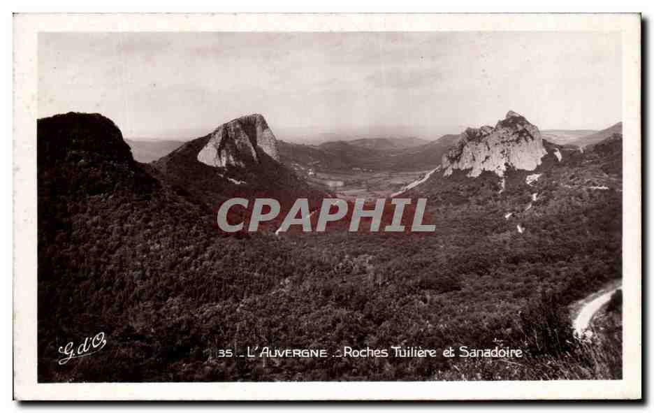 L'Auvergne — Roches Tuilière et Sanadoire — G.d.O.