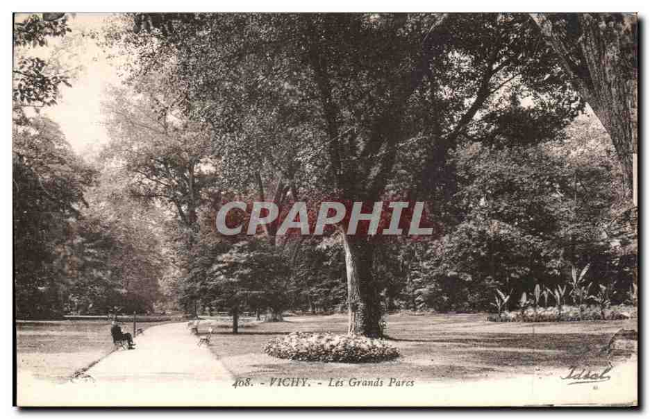 CPA Vichy Les Grands Parcs