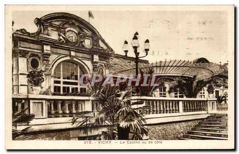 CPA Vichy Le Casino Vu De Cote