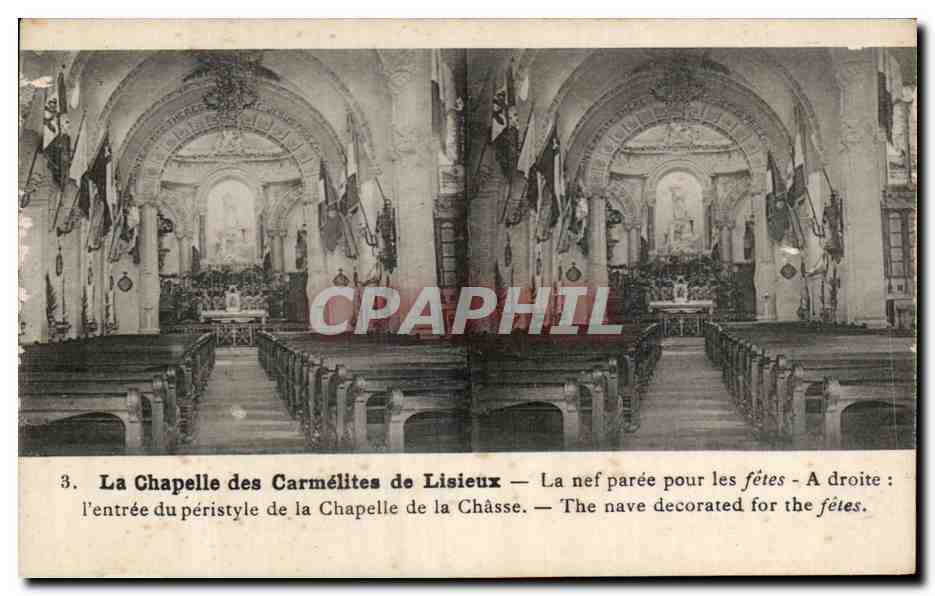 La Chapelle des Carmélites de Lisieux — La nef parée pour les fêtes — L'entrée du péristyle