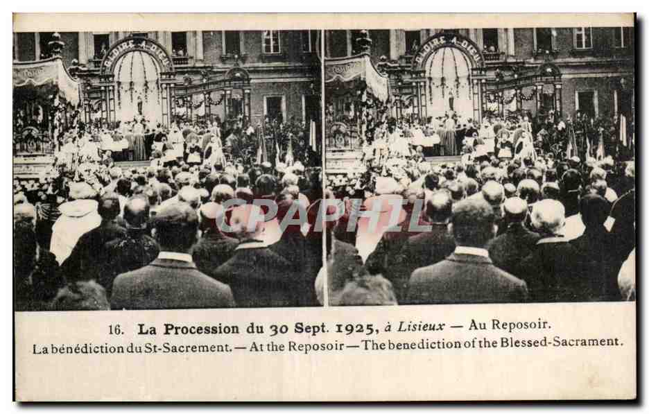 La Procession du 30 Sept. 1925, à Lisieux — Au Reposoir