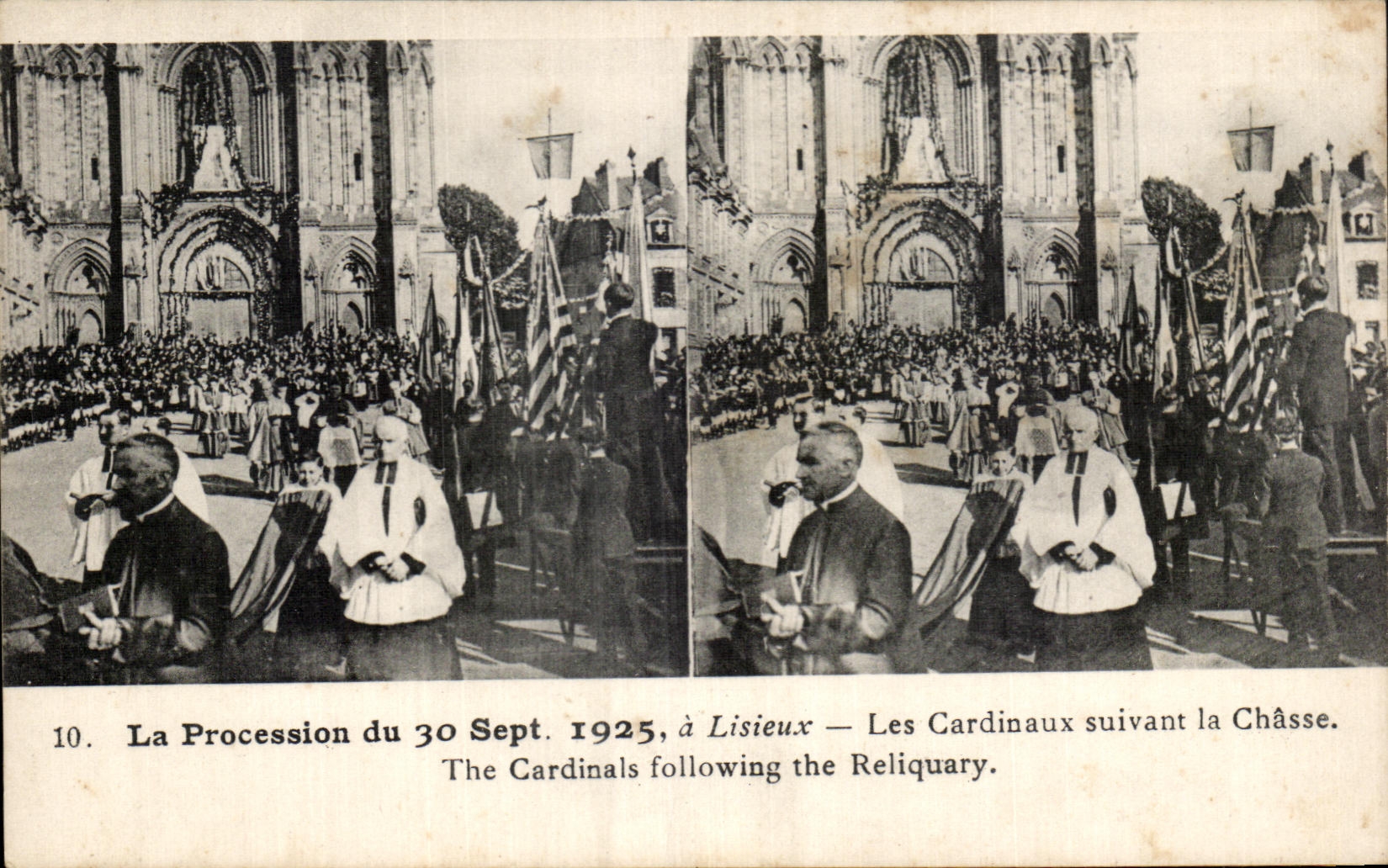 CPA La Procession du Lisieux Les Cardinaux Suivant la Chasse 30 septembre 1925