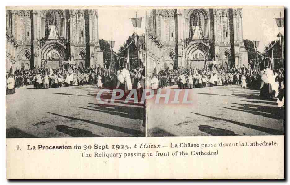 CPA La Procession du Lisieux Les Cardinaux Suivant la Chasse 30 septembre 1925