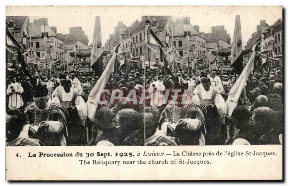 CPA La Procession du Lisieux la Chasse pres de l'eglise St jacques 30 septembre 1925