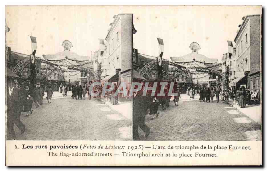 CPA Les rues pavoisees Lisieux L'arc de triomphe de la place Fournet 30 septembre 1925