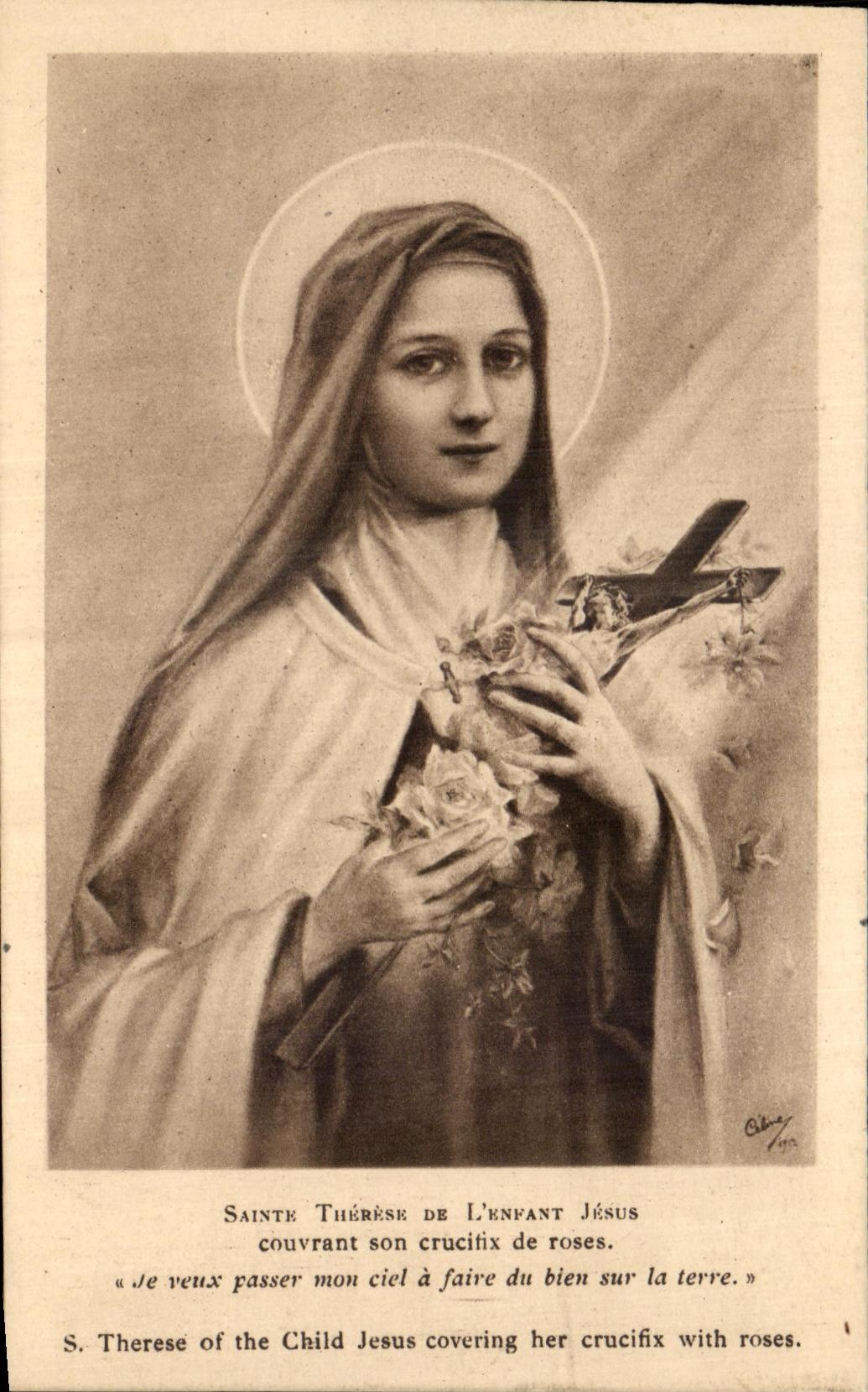 CPA Sainte Therese De L'esfant Jesus Couvrant son crucifix de roses Je veux passer mon ciel a faire du bien