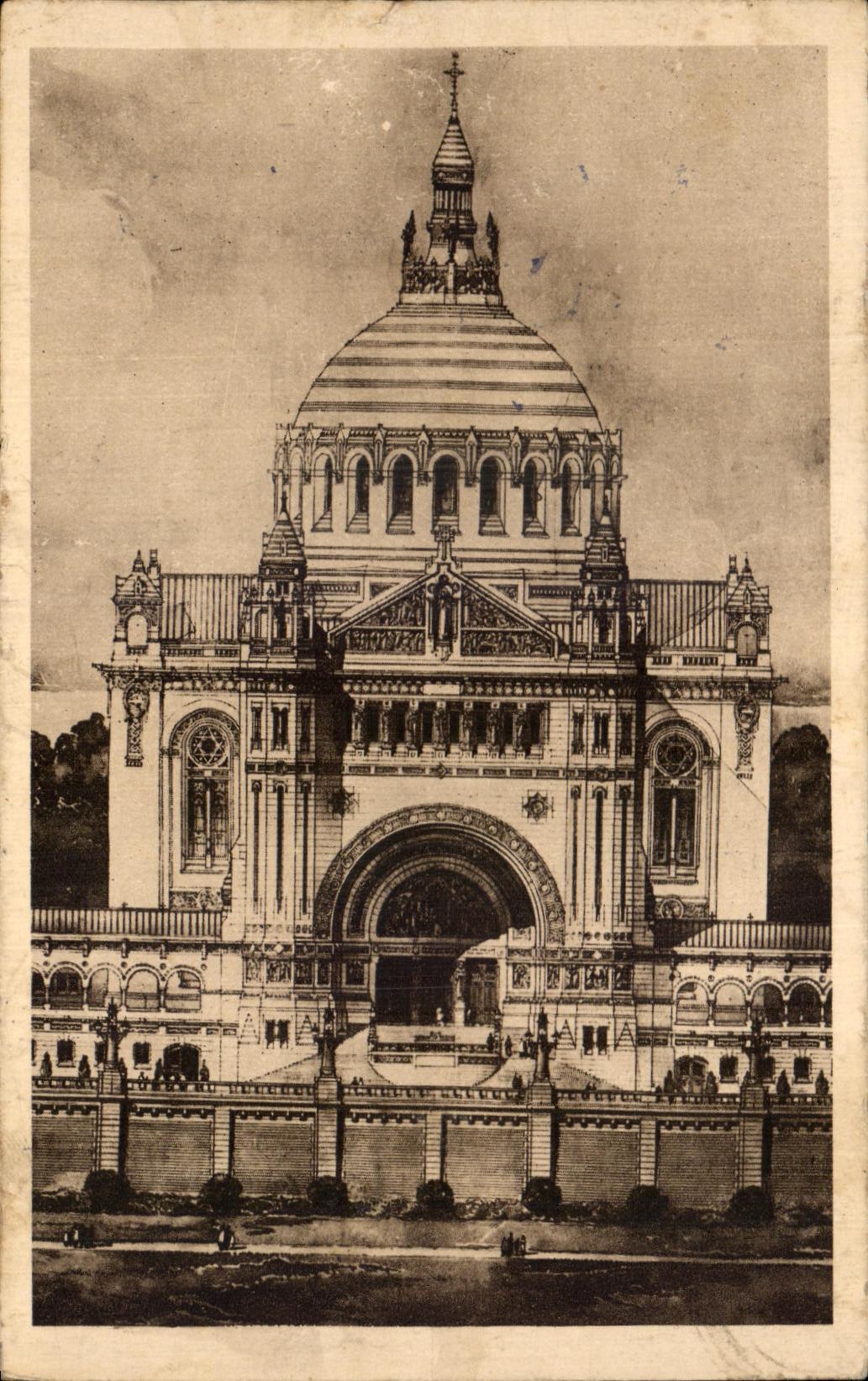 CPA La Basilique de Lisieux Facade et Dome