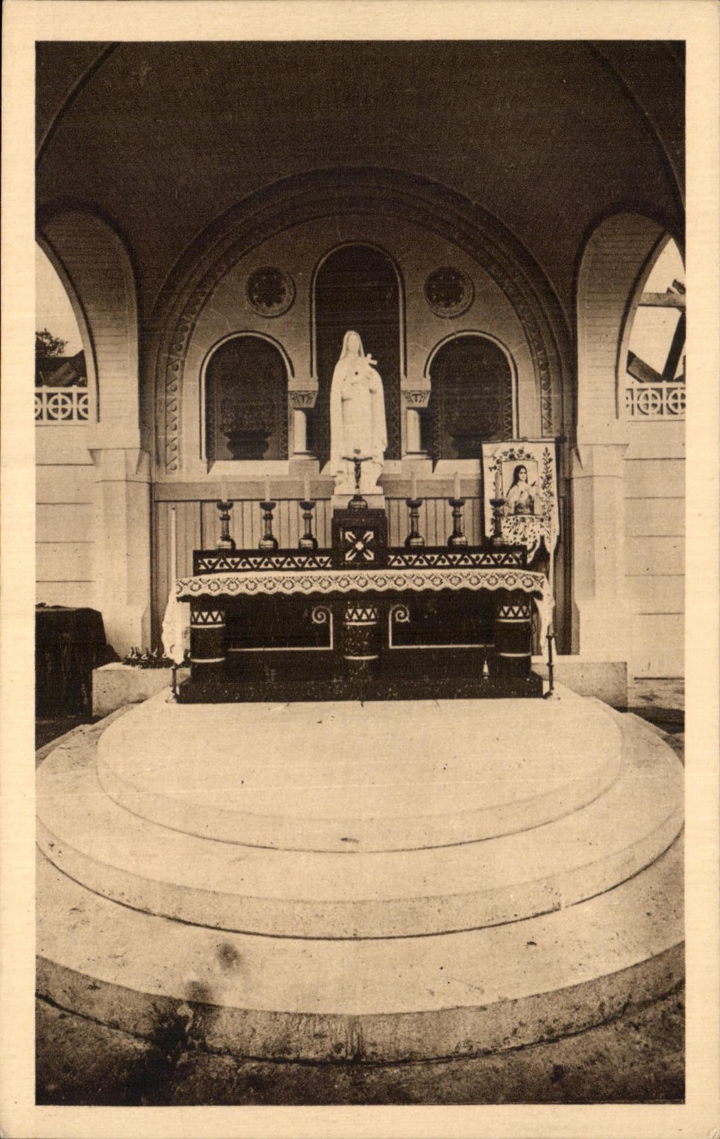 La Basilique de Lisieux — L'Audel en plein air
